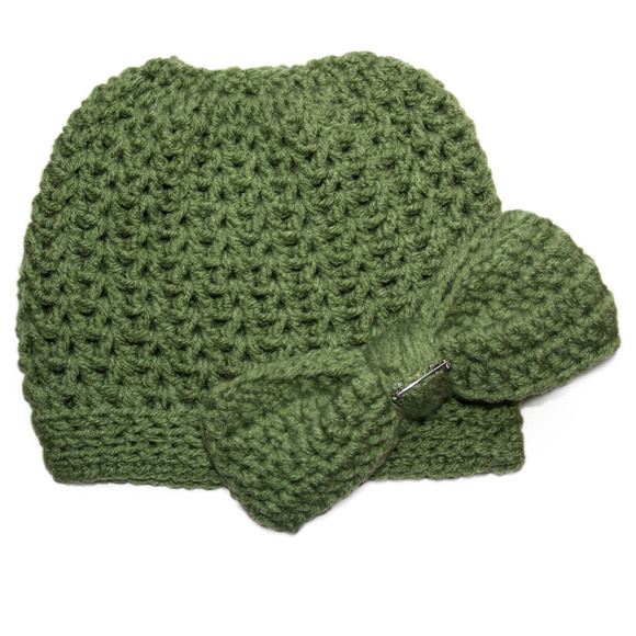 Accessories - Green Messy Bun Hat w/Clip-On Bow - MADE TO ORDER